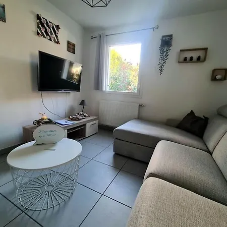 Joli Vue Montagne, Cosy Avec Jardin Apartment Bonneville (Haute-Savoie)