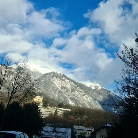Joli Vue Montagne, Cosy Avec Jardin Apartment
